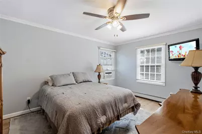 15-17 Park Woods Lane, Kings Park, NY 11754 - Photo 22