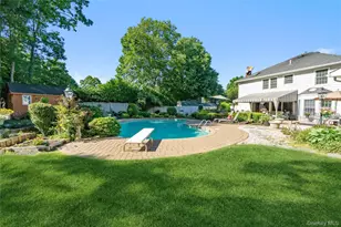 15-17 Park Woods Ln, Kings Park, NY 11754 - Photo 44