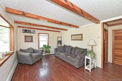 35 Ranch Lane, Levittown, NY 11756 - Photo 8