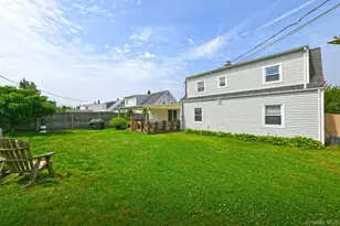 35 Ranch Ln, Levittown, NY 11756 - Photo 34