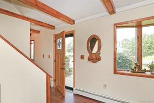 35 Ranch Ln, Levittown, NY 11756 - Photo 6