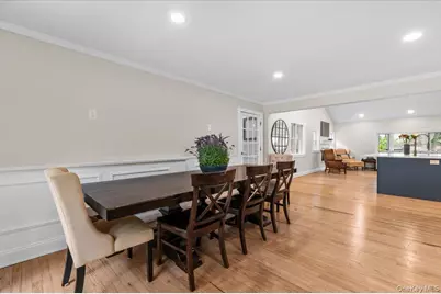 8 Walnut Place, Huntington, NY 11743 - Photo 8