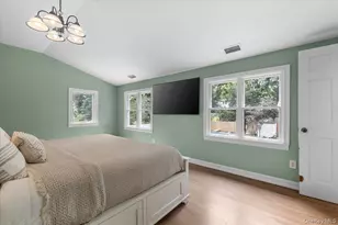 8 Walnut Pl, Huntington, NY 11743 - Photo 18