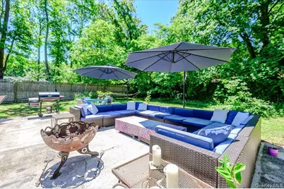 35 Melrose Parkway, Patchogue, NY 11772 - Photo 34