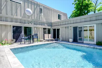 35 Melrose Parkway, Patchogue, NY 11772 - Photo 32