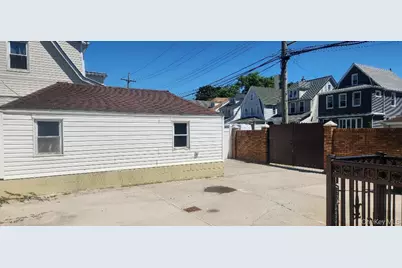 13019 116th Avenue, Ozone Park, NY 11420 - Photo 6