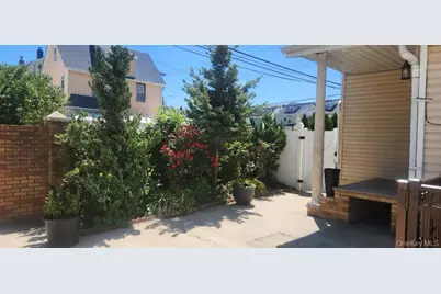 13019 116th Avenue, Ozone Park, NY 11420 - Photo 4