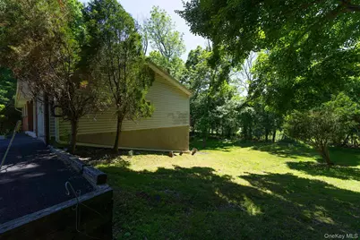 81 Hempstead Road, Spring Valley, NY 10977 - Photo 18