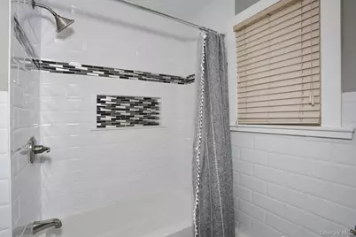 25 Amory Avenue, Pearl River, NY 10965 - Photo 16