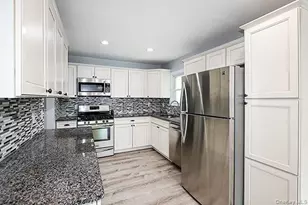 52 Huron St, Port Jefferson Station, NY 11776 - Photo 10