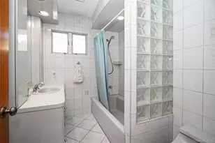 37 Seitz Dr, Bethpage, NY 11714 - Photo 14
