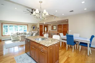 37 Seitz Dr, Bethpage, NY 11714 - Photo 8