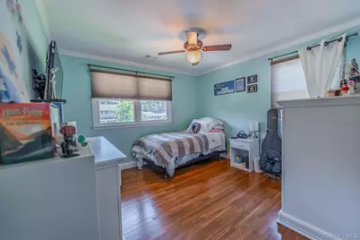 96 Eagle Lane, Hauppauge, NY 11788 - Photo 28
