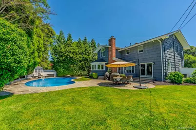 96 Eagle Lane, Hauppauge, NY 11788 - Photo 4