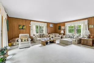 7 Diana Hill, Huntington, NY 11743 - Photo 10
