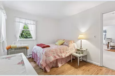 7 Diana Hill, Huntington, NY 11743 - Photo 22