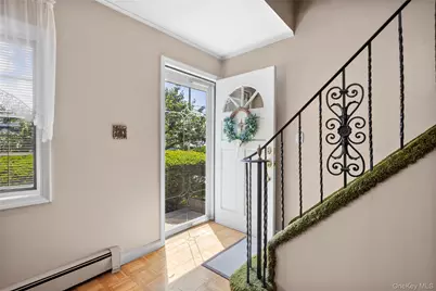 2453 Aberdeen Street, East Meadow, NY 11554 - Photo 4