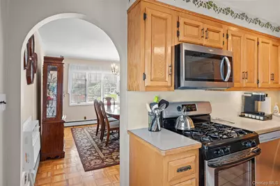 2453 Aberdeen Street, East Meadow, NY 11554 - Photo 10