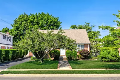 2453 Aberdeen Street, East Meadow, NY 11554 - Photo 2