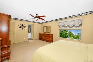 91 Southgate Cir, Massapequa Park, NY 11762 - Photo 16