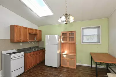 34 Prentice Road, Levittown, NY 11756 - Photo 14