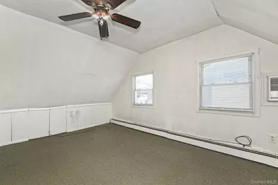 34 Prentice Road, Levittown, NY 11756 - Photo 16