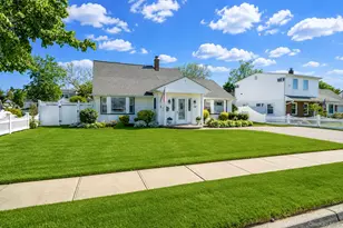 144 Blue Spruce Rd, Levittown, NY 11756 - Photo 2