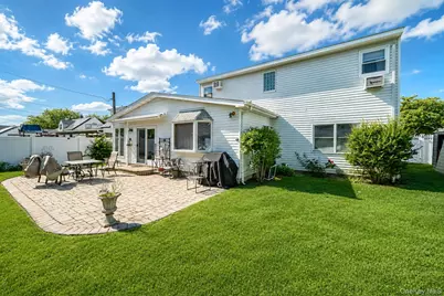 144 Blue Spruce Road, Levittown, NY 11756 - Photo 26