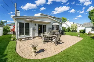 144 Blue Spruce Rd, Levittown, NY 11756 - Photo 28