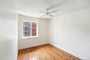 35-06 Leavitt St, Flushing, NY 11354 - Photo 6