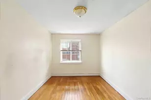 35-06 Leavitt St, Flushing, NY 11354 - Photo 10