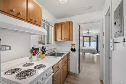 194 Jersey Avenue #D, Greenwood Lake, NY 10925 - Photo 2