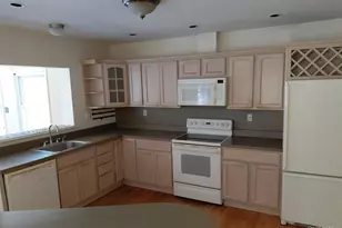 27 Hillside Dr, Cortlandt Manor, NY 10567 - Photo 6