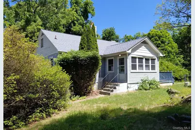 27 Hillside Drive, Cortlandt Manor, NY 10567 - Photo 2