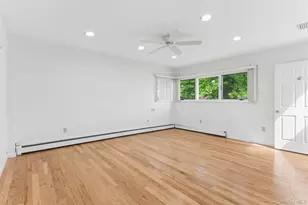 72 Lake End Rd, Merrick, NY 11566 - Photo 24