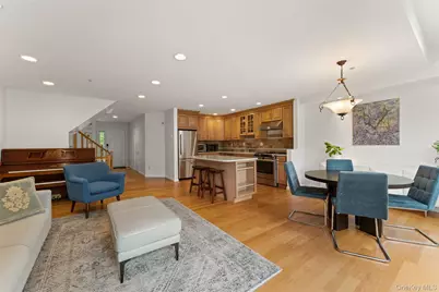 611 Pondside Drive, White Plains, NY 10607 - Photo 4