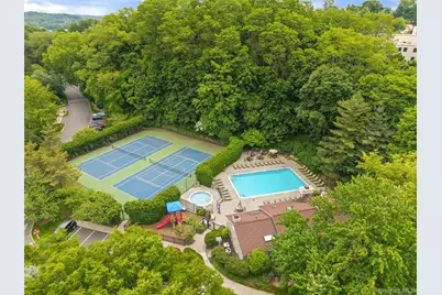 611 Pondside Drive, White Plains, NY 10607 - Photo 26