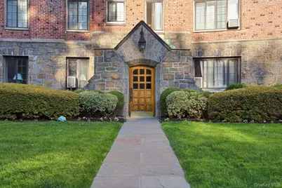 914 Wynnewood Road #LL1, Pelham, NY 10803 - Photo 2