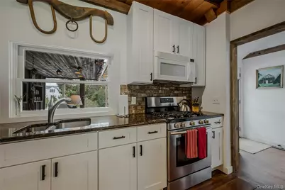 5 Jessup Lane, Quogue, NY 11959 - Photo 4