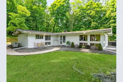 44 White House Road, White Plains, NY 10607 - Photo 4