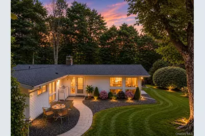 44 White House Road, White Plains, NY 10607 - Photo 2