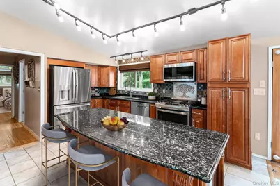 44 White House Road, White Plains, NY 10607 - Photo 18