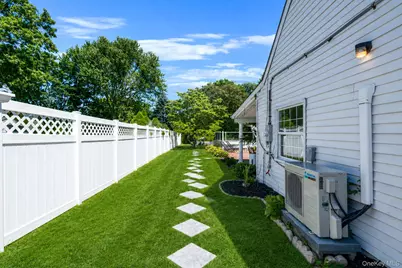 457 Peconic Street, Ronkonkoma, NY 11779 - Photo 24