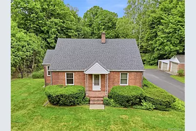 28 Kent Road, Wappingers Falls, NY 12590 - Photo 2
