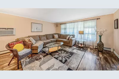 3 Curtis Drive, Sound Beach, NY 11789 - Photo 10