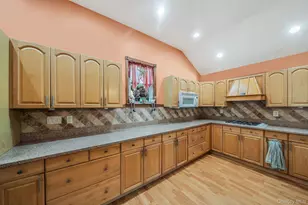 3 Curtis Dr, Sound Beach, NY 11789 - Photo 16