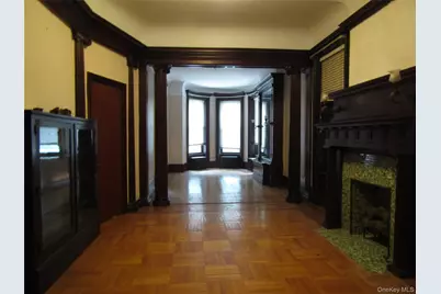 903 Saint Marks Avenue, Brooklyn, NY 11213 - Photo 4