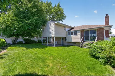 4 Gates Avenue, Plainview, NY 11803 - Photo 28
