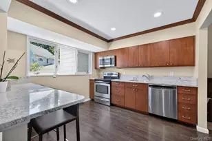 4 Gates Ave, Plainview, NY 11803 - Photo 12