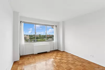1815 215th Street #6C, Bayside, NY 11360 - Photo 8